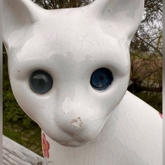 Vintage White Elpa Alcobaca Collectible Ceramic Cat Figurines - Picture 4 of 9
